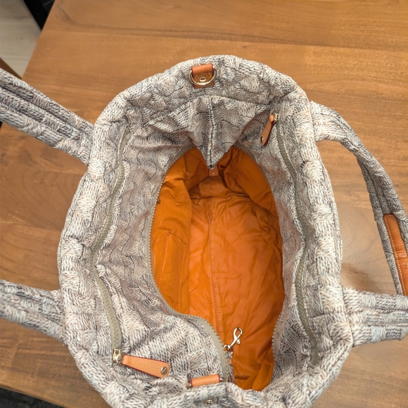 Gray Quilted Tote Bag - Picture 3 of 10